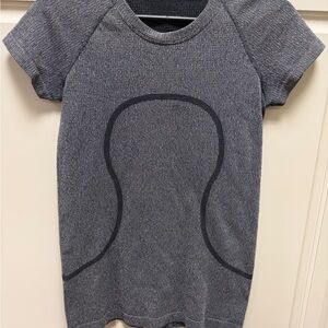 Lululemon Heather Gray Swiftly 2.0 Sleeve Tee Hip Length